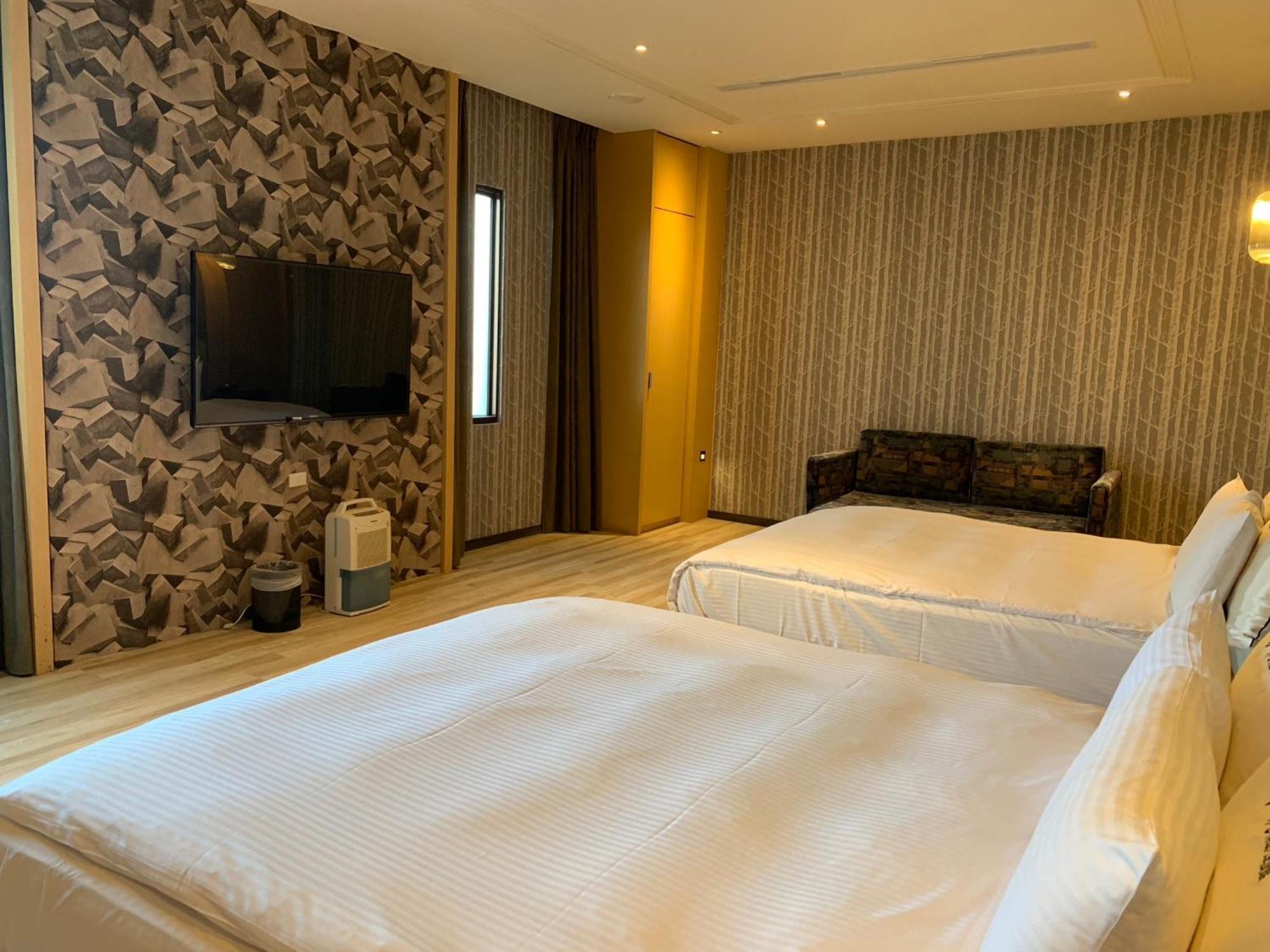 Aquarius Motel Taichung Buitenkant foto