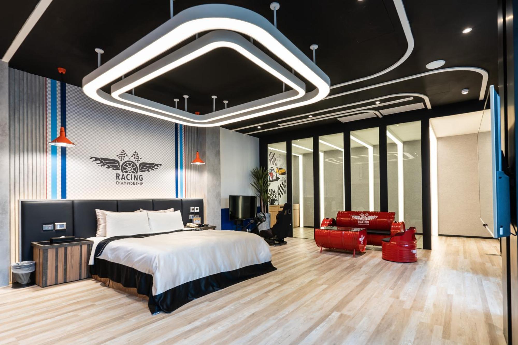 Aquarius Motel Taichung Buitenkant foto