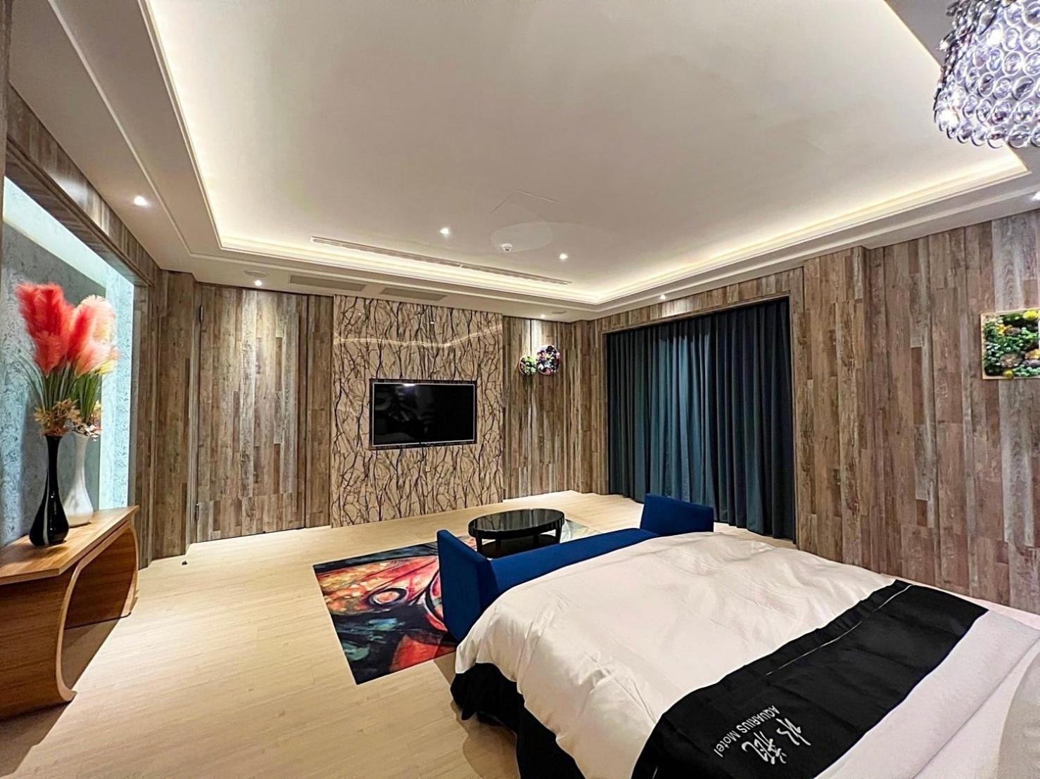 Aquarius Motel Taichung Buitenkant foto
