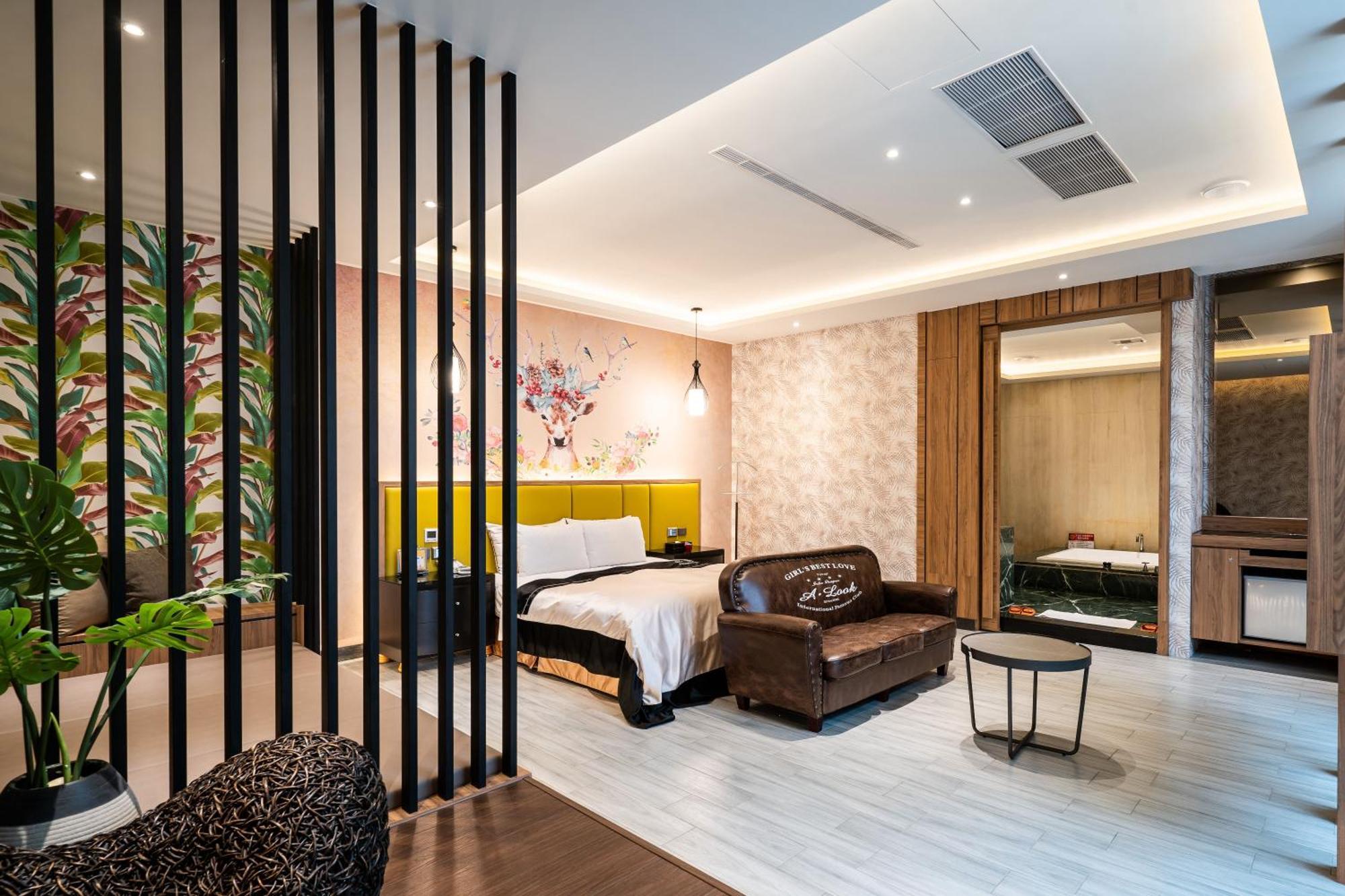 Aquarius Motel Taichung Buitenkant foto