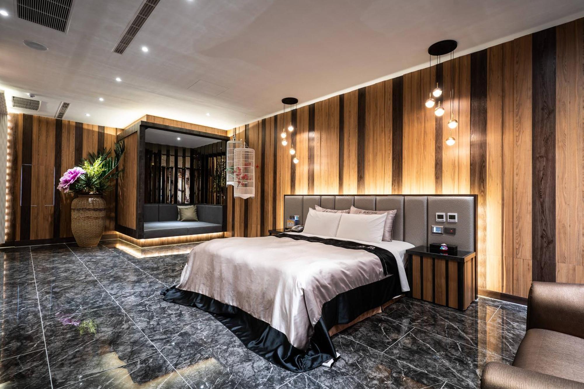 Aquarius Motel Taichung Buitenkant foto